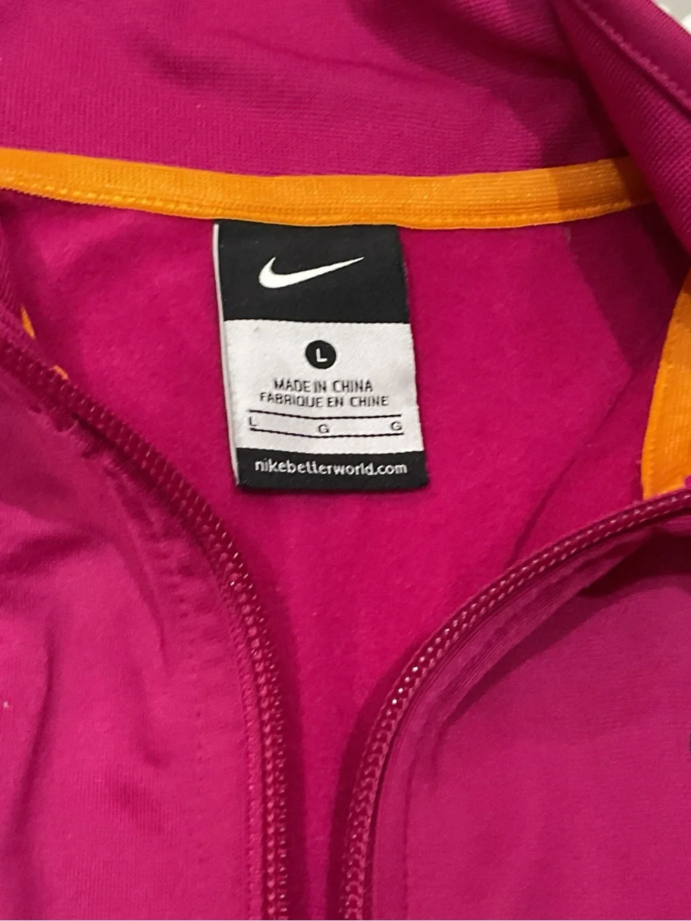 Nike cute girls